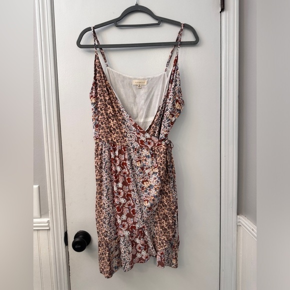 Promesa Wrap Floral Mini Dress Size M - Picture 2 of 12